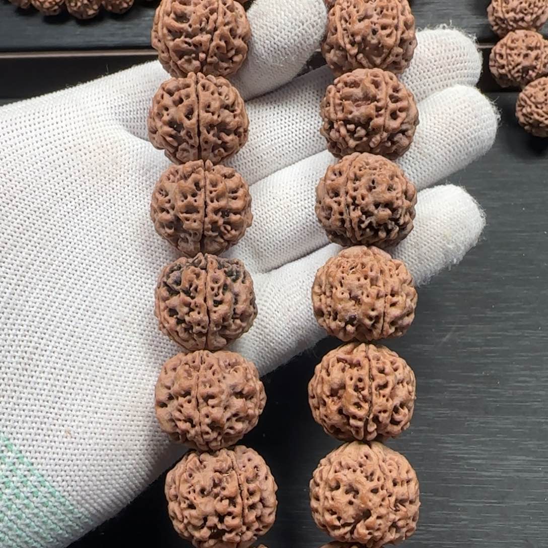 金刚菩提吊坠22mm爆肉蜂窝（安娜）