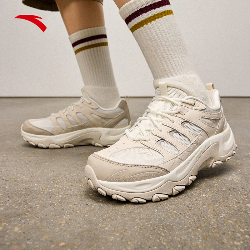 安踏丑萌鞋户外休闲徒步时尚百搭潮流跑鞋25年新款舒适透气运动鞋