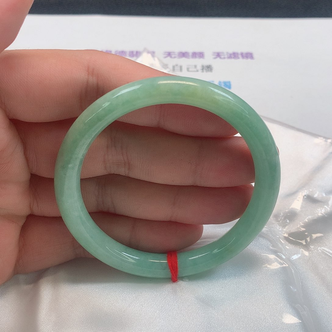 翡翠手镯（圆镯）未镶嵌296号