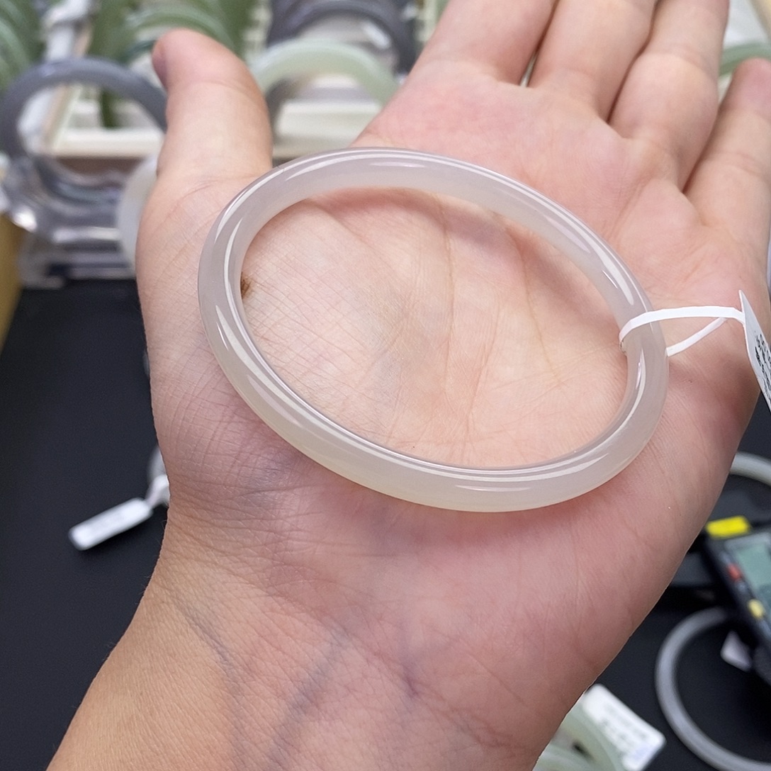 和田玉未镶嵌珠宝奇石55