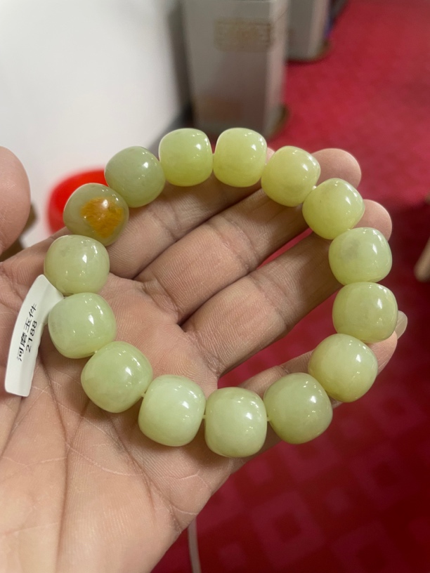 透闪石河磨玉手串