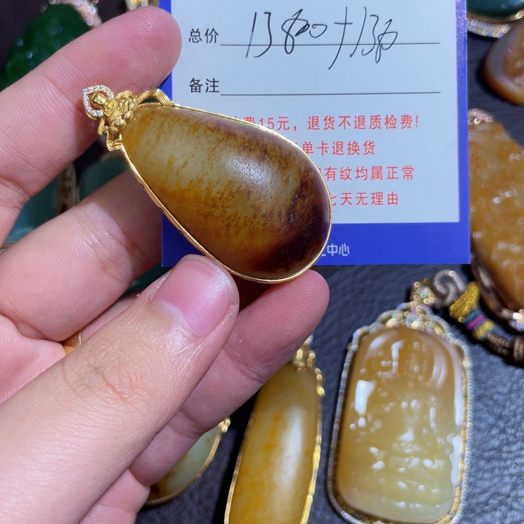 颈饰未镶嵌和田玉松***乐