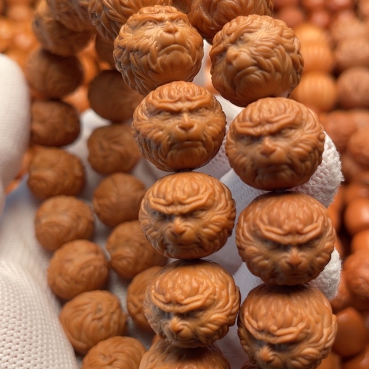 猴头核桃吊坠余***?斗战胜佛