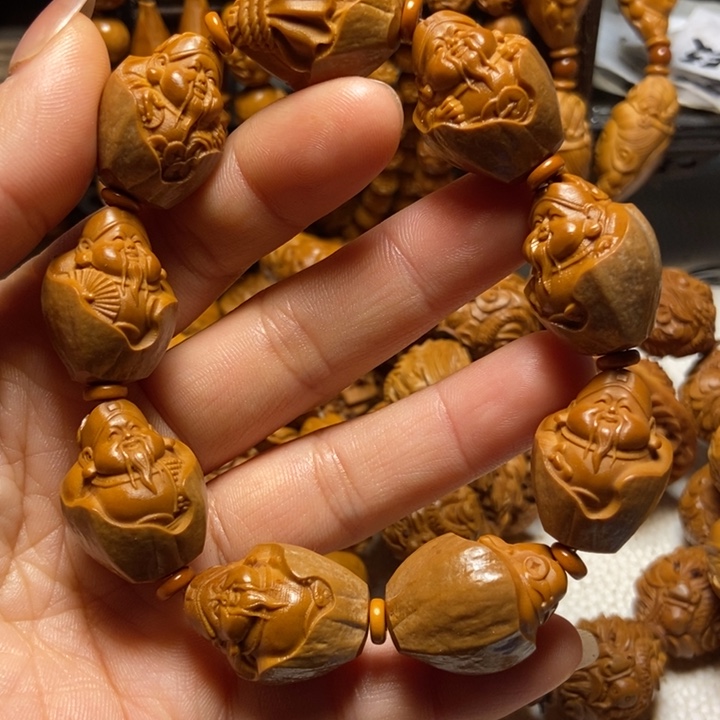 【闪购商品】橄榄核手串/手链包衣官帽财神1.9