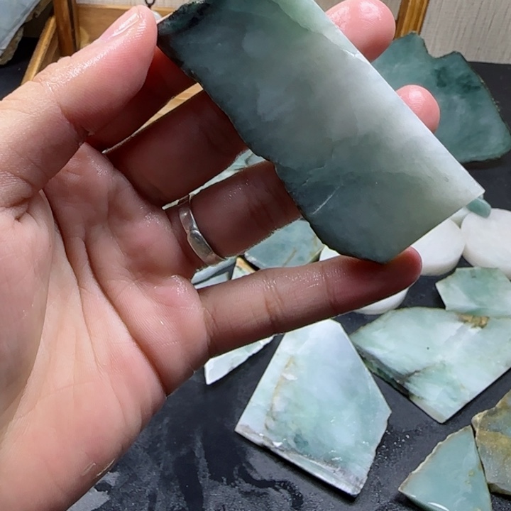 翡翠未镶嵌颈饰纯天然缅甸翡翠