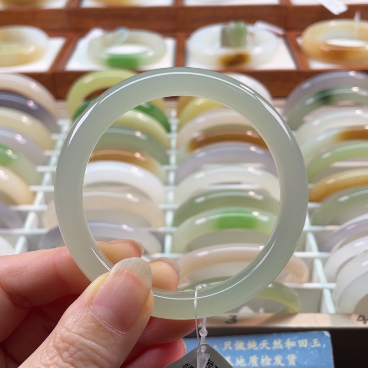 【闪购商品】和田玉手镯未镶嵌