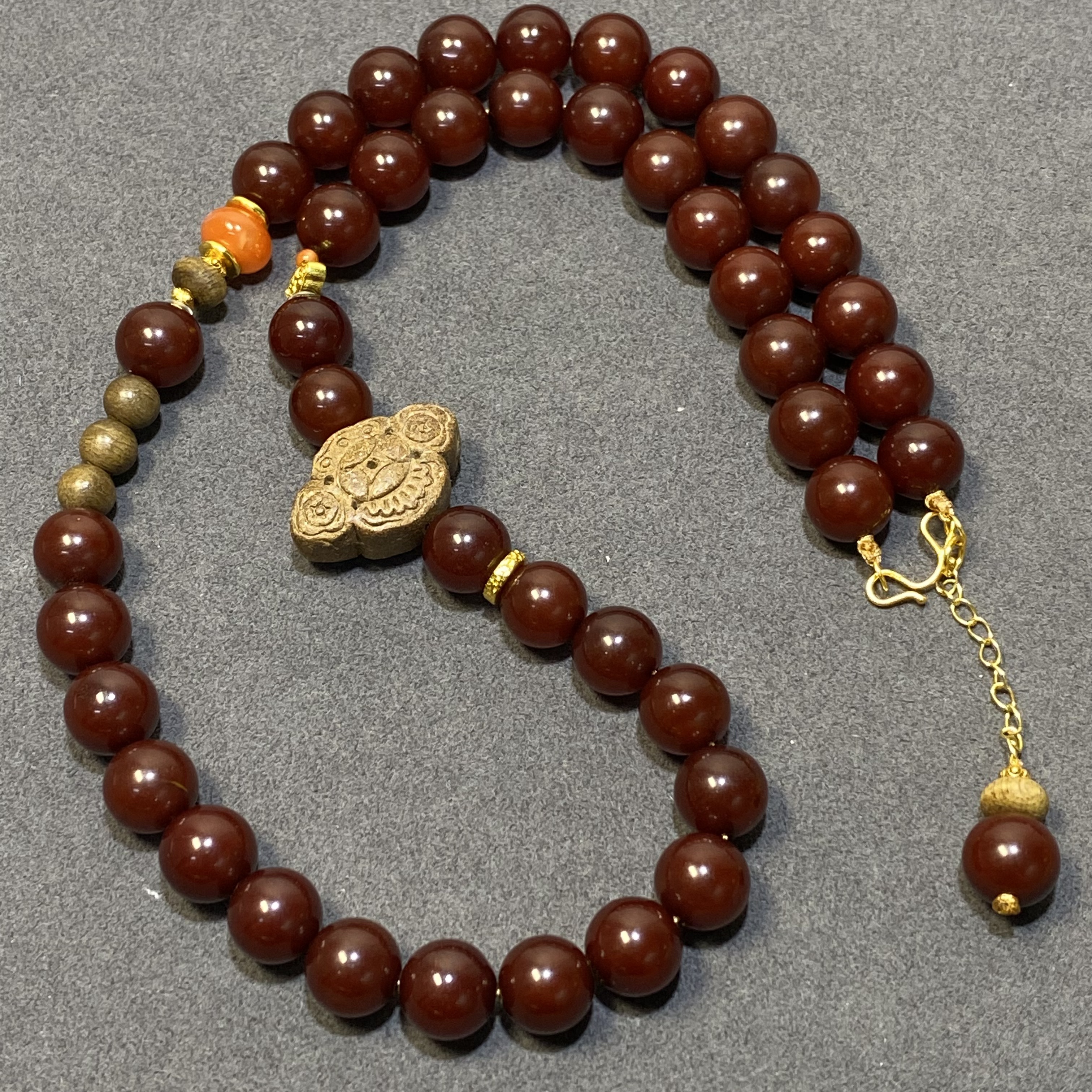 【亿轩珠宝】ZX141405古董蜡圆珠公主链diy合香珠&南红10mm+