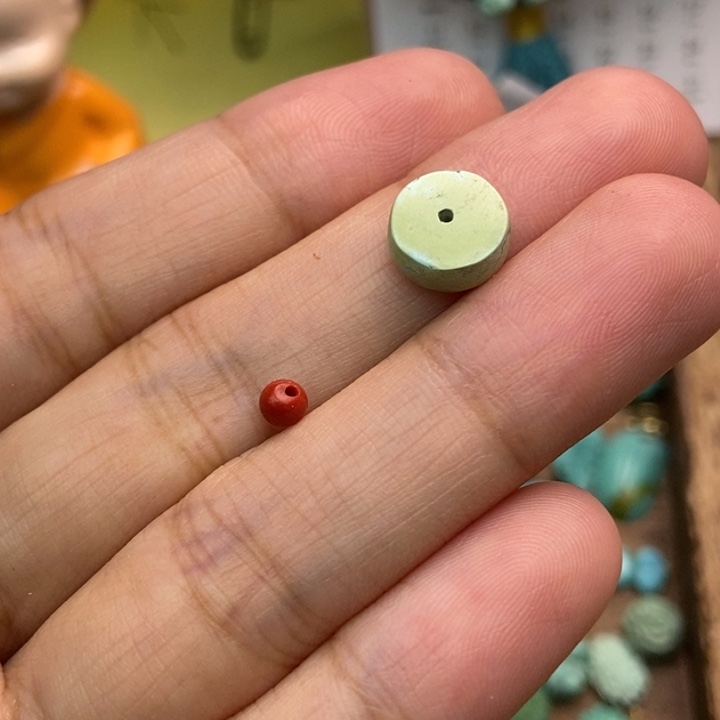 南红玛瑙未镶嵌珠宝奇石