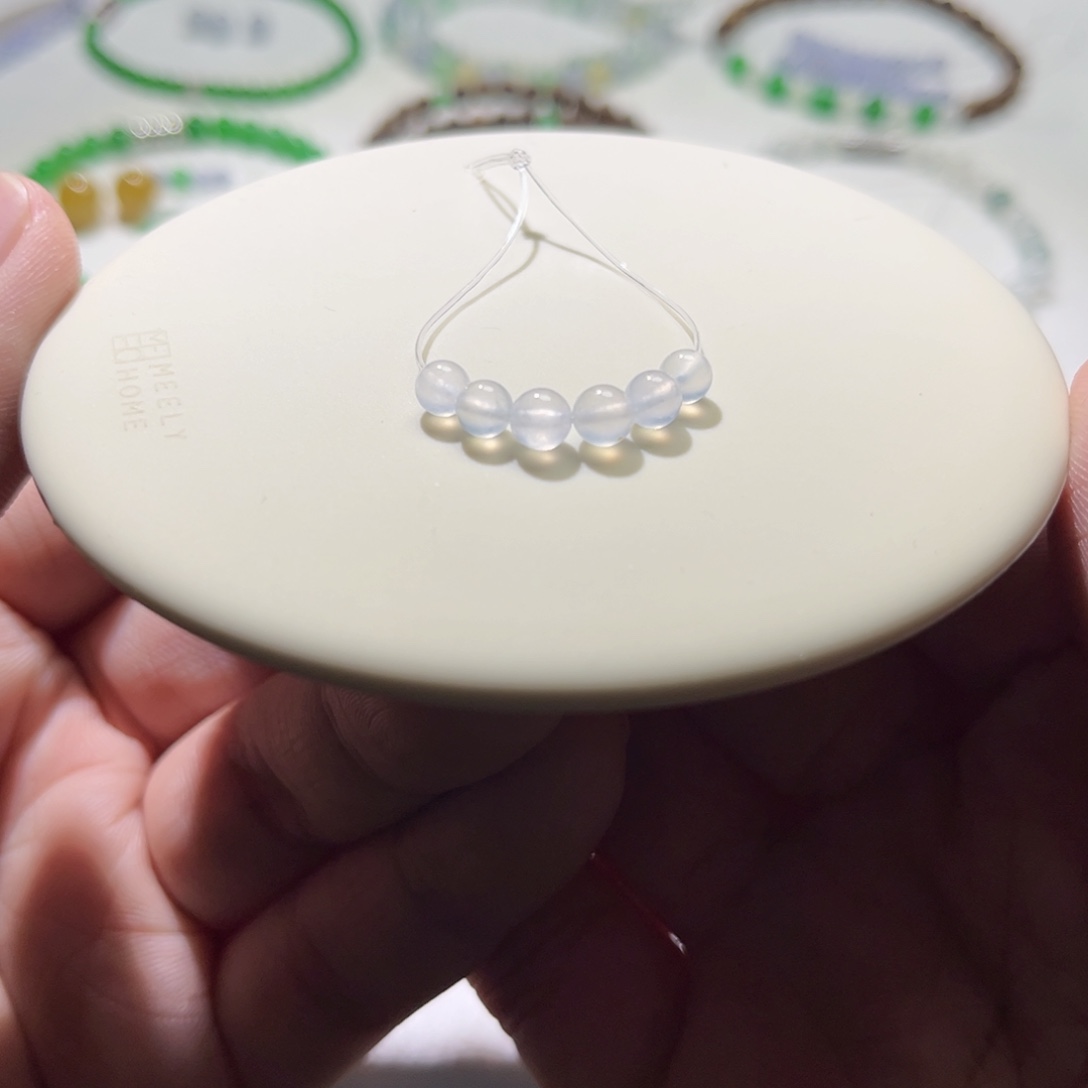 散珠翡翠裸石6颗4.5-5mm