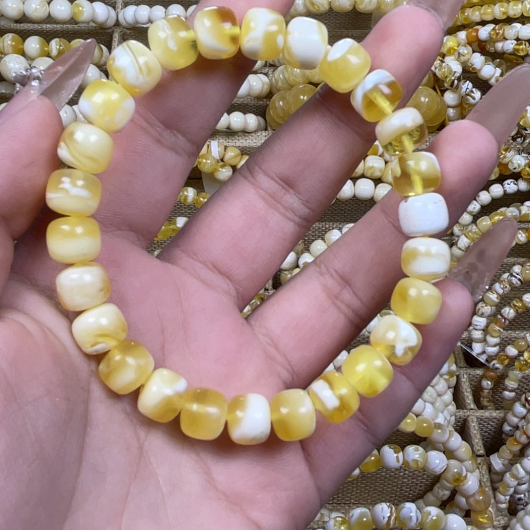 手绳琥珀未镶嵌8.7m