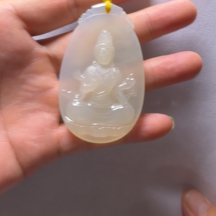 巴***转石英质玉（黄龙玉）未镶嵌手镯