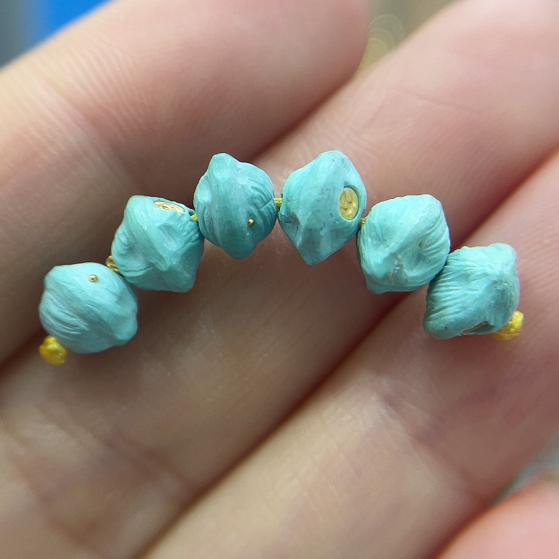 绿松石未镶嵌珠宝奇石