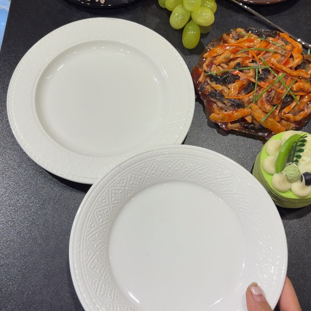 瓷8寸2个微瑕不影响使用