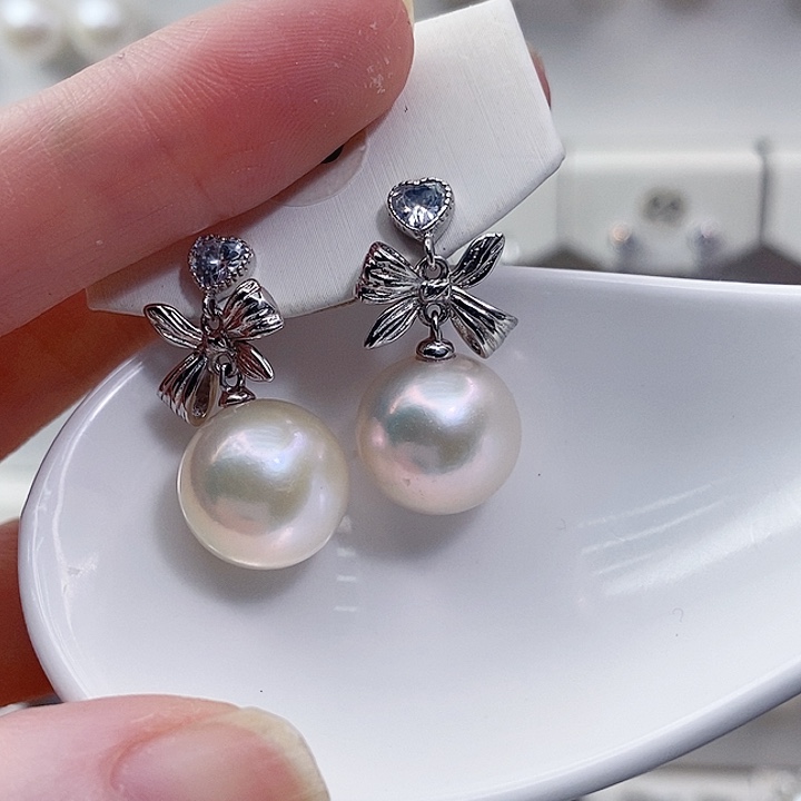 上****银S925镶嵌耳饰淡水珍珠A