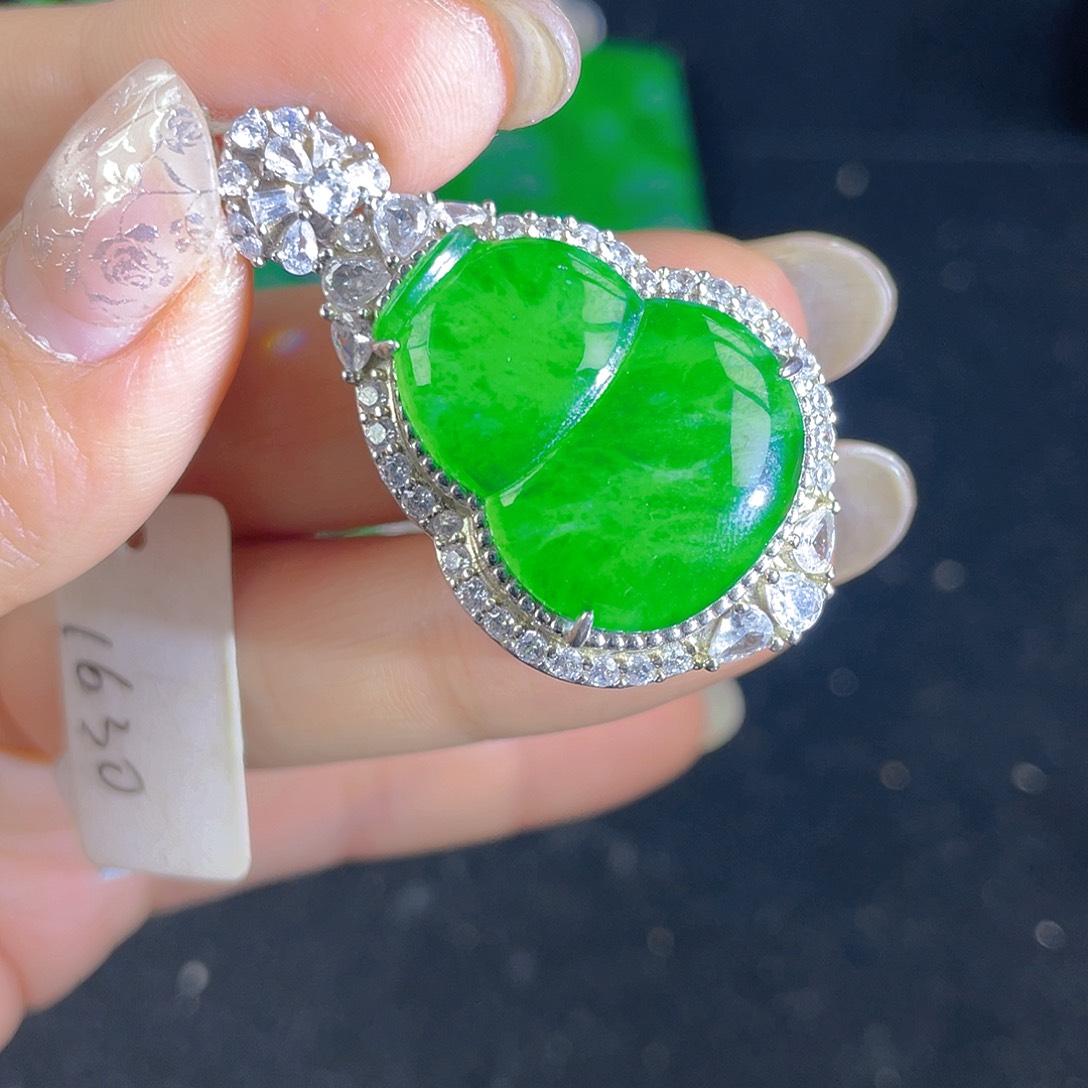 翡翠吊坠(不含链)银S925镶嵌