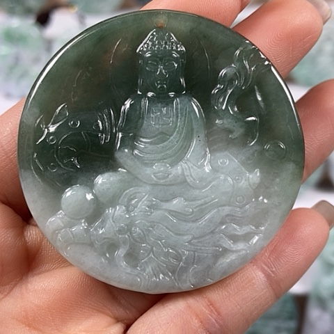 翡翠颈饰未镶嵌玉龙大日如来福利