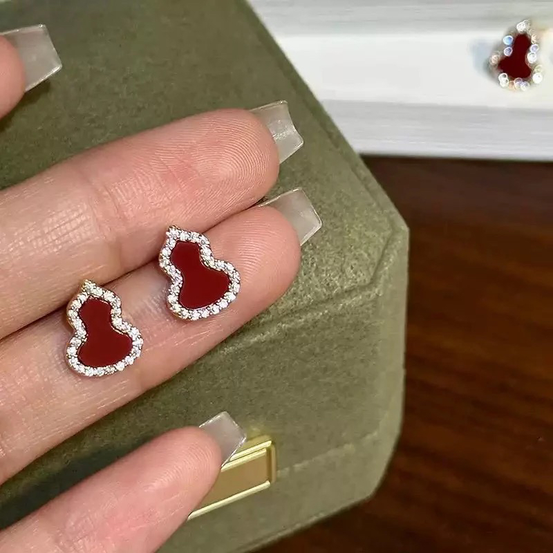 0149-中国风个性感玫瑰色红葫芦耳钉女