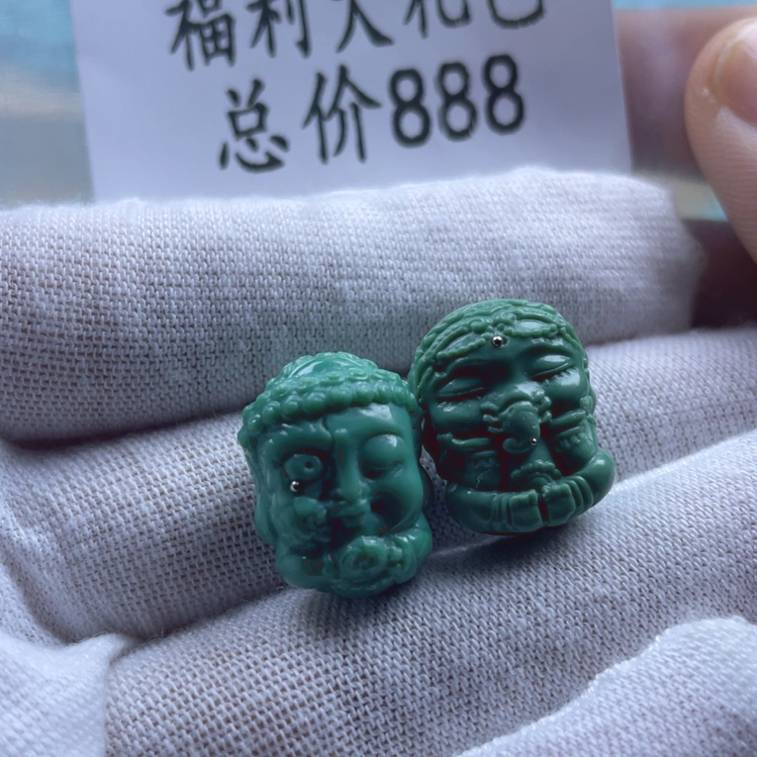 绿松石银S925镶嵌天然原矿绿松石雕刻件