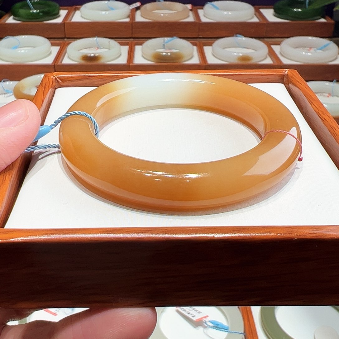 和田玉手镯50.51未镶嵌