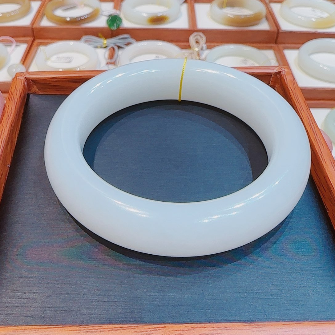 和田玉手镯未镶嵌娟*新疆羊脂白玉53 54