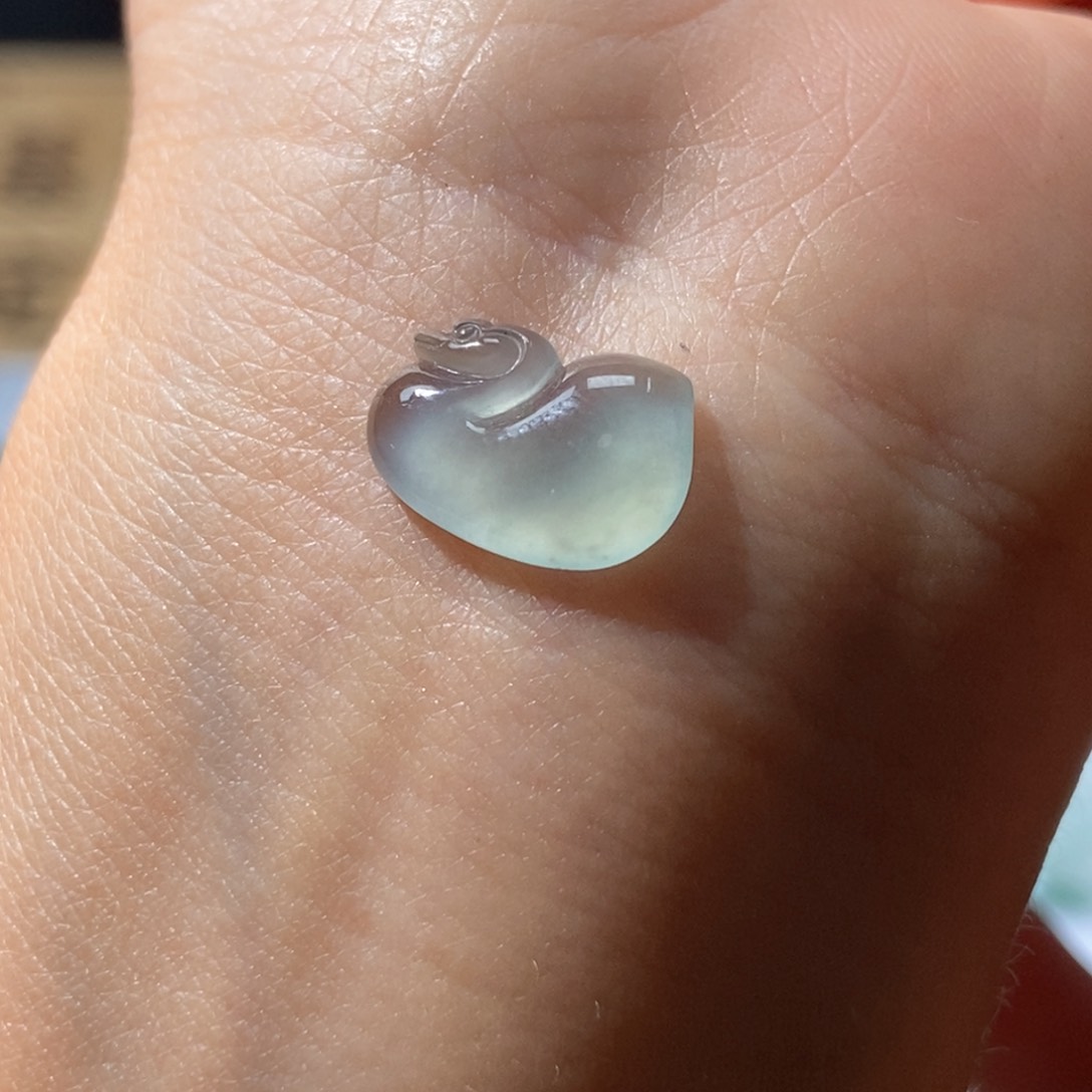 定制翡翠未镶嵌翡翠13.5×9.2×3.2