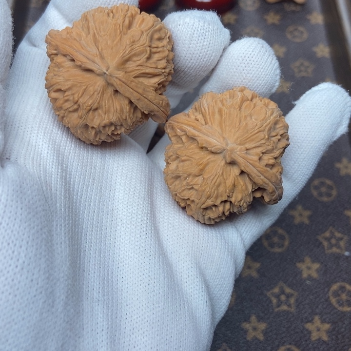 核桃文玩核桃白狮子39