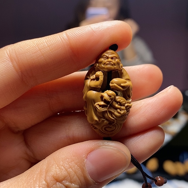 橄榄核吊坠橄榄核