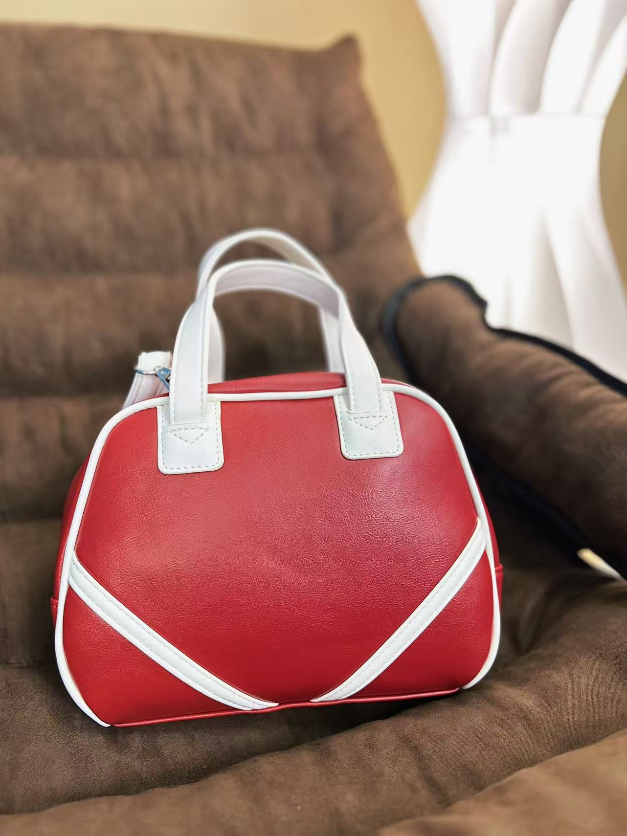 中号礼品袋（需要搭配包包一起购买）