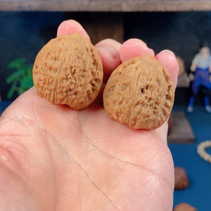 文玩核桃吊坠55¥¥踏雪狮子头