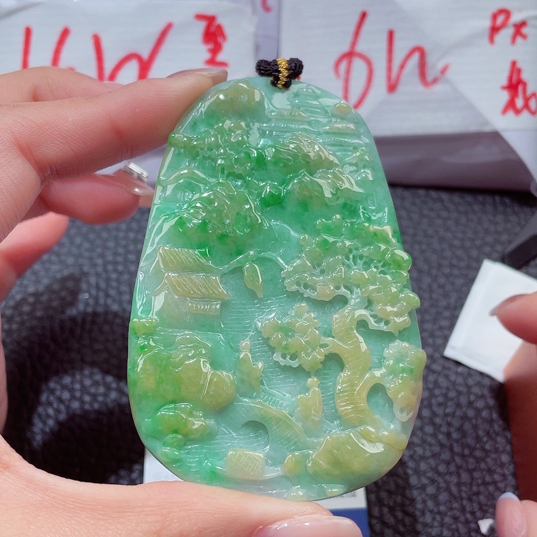 颈饰未镶嵌翡翠山水