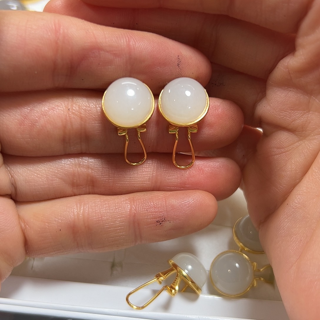 和田玉耳饰银S925镶嵌t****7