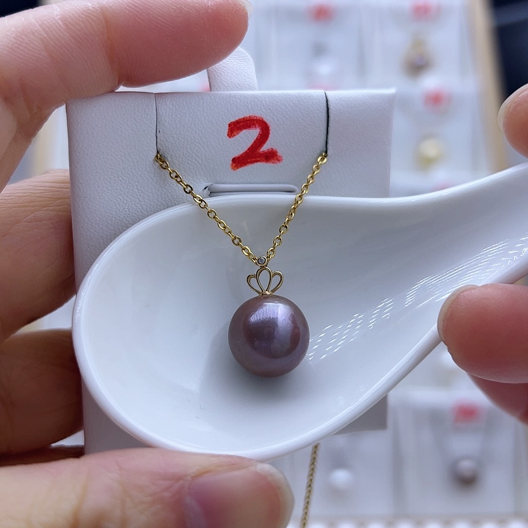 淡水珍珠颈饰18K金镶嵌