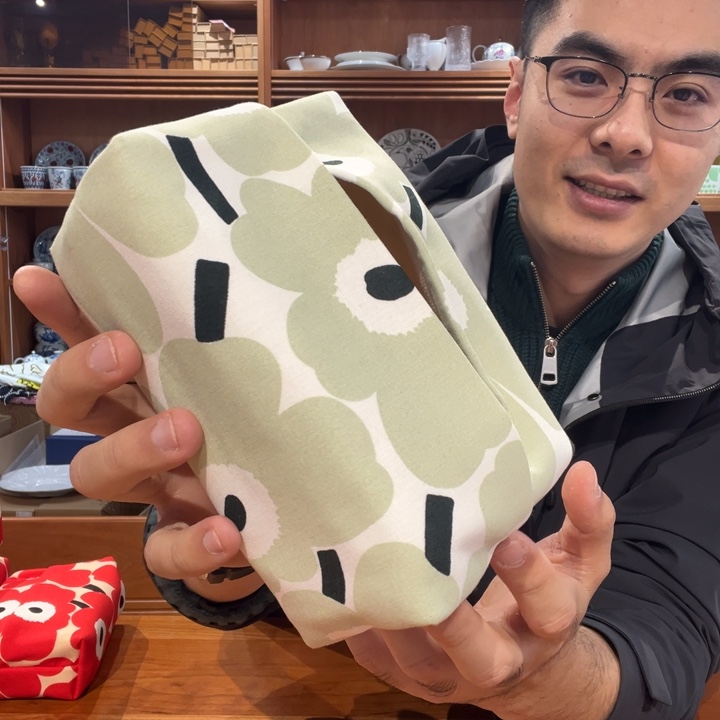 原布浅绿小花大号纸巾盒