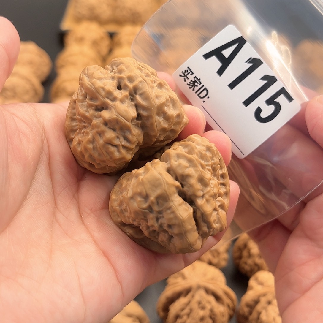 文玩核桃把件蛙蛙精品41肚45