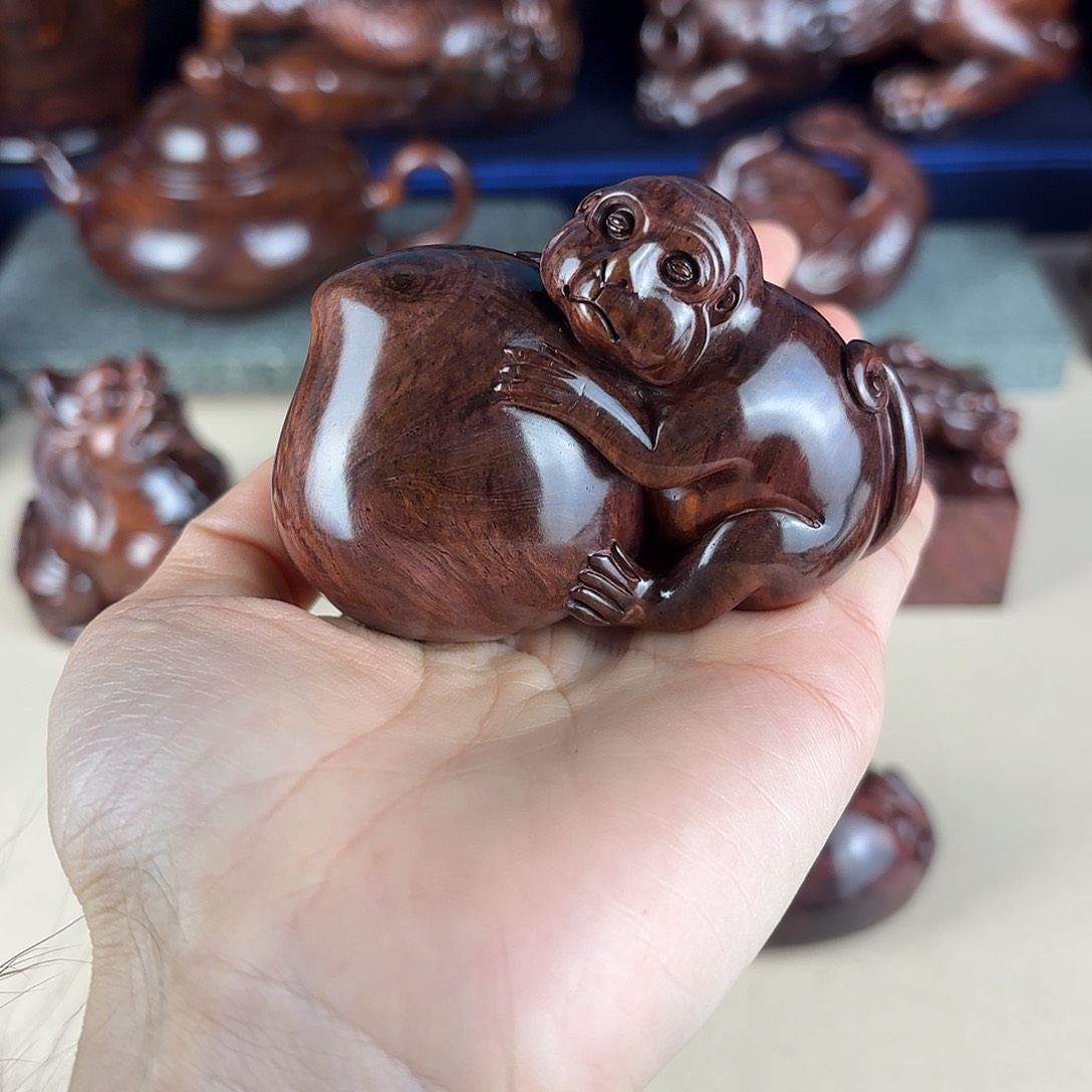 黄花梨/降香黄檀把件把件