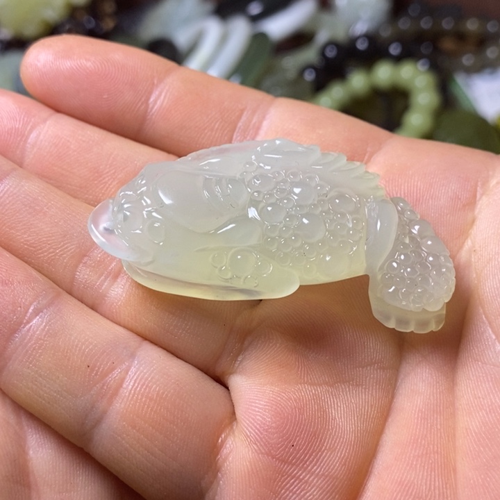 岫玉岫玉颈饰未镶嵌