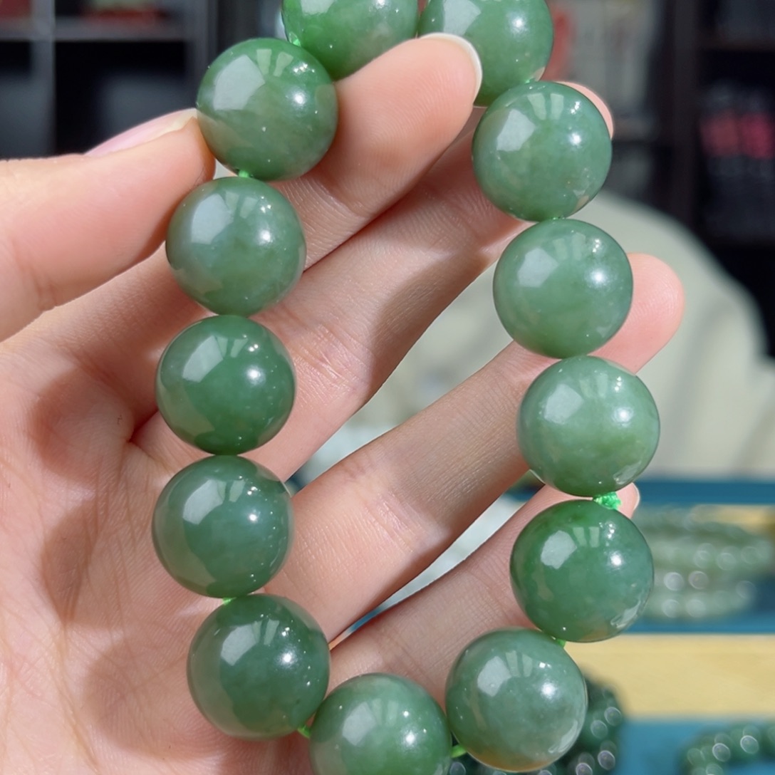 和田玉手串未镶嵌手串纯天然俄罗斯五号坑碧玉16mm
