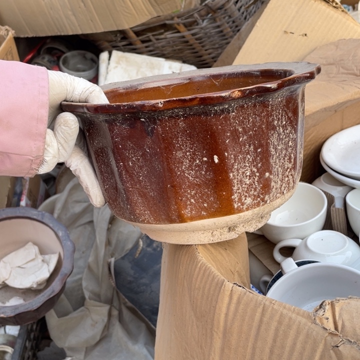 其他盘子碗砂锅都有