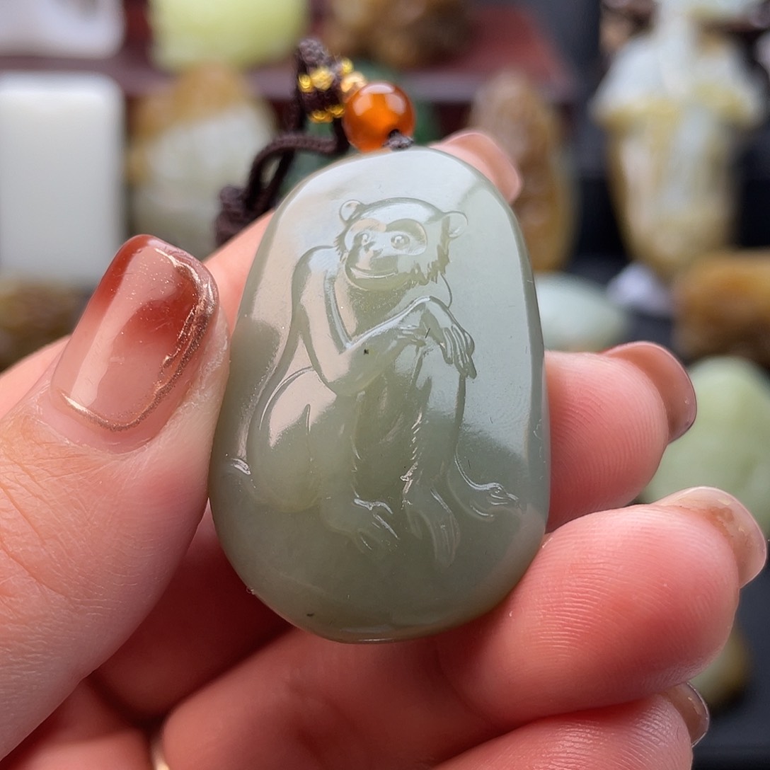 和田玉颈饰未镶嵌