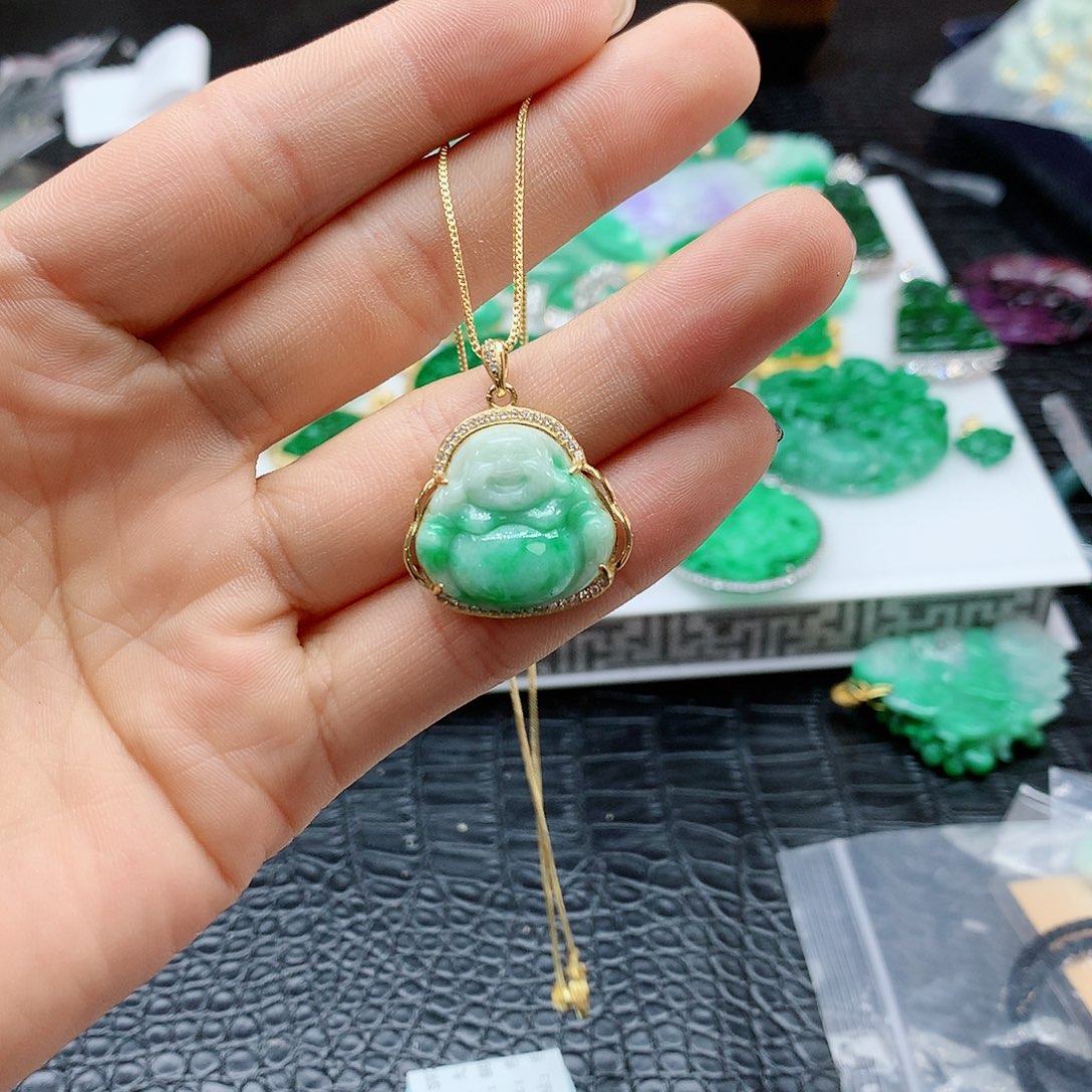 【闪购商品】翡翠吊坠(赠链)银S925镶嵌