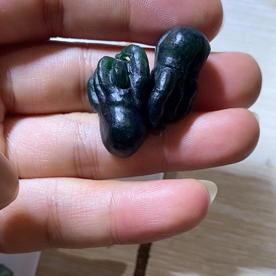 未镶嵌定制翡翠牌子