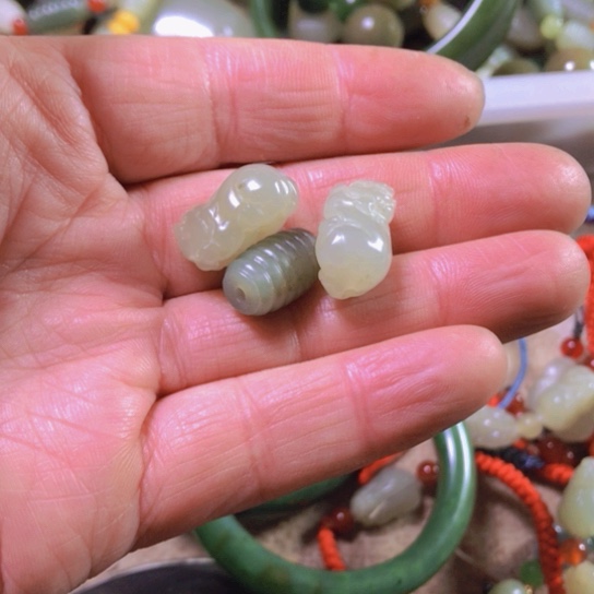 和田玉（糖玉）手链未镶嵌三***?