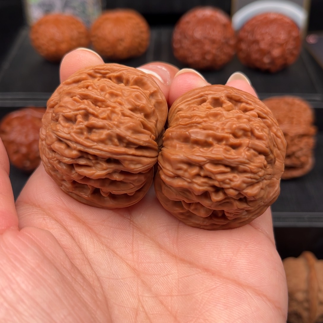 【闪购商品】文玩核桃吊坠爱***白四座楼