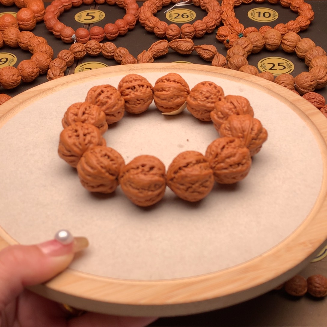 手串文玩核桃大粗筋