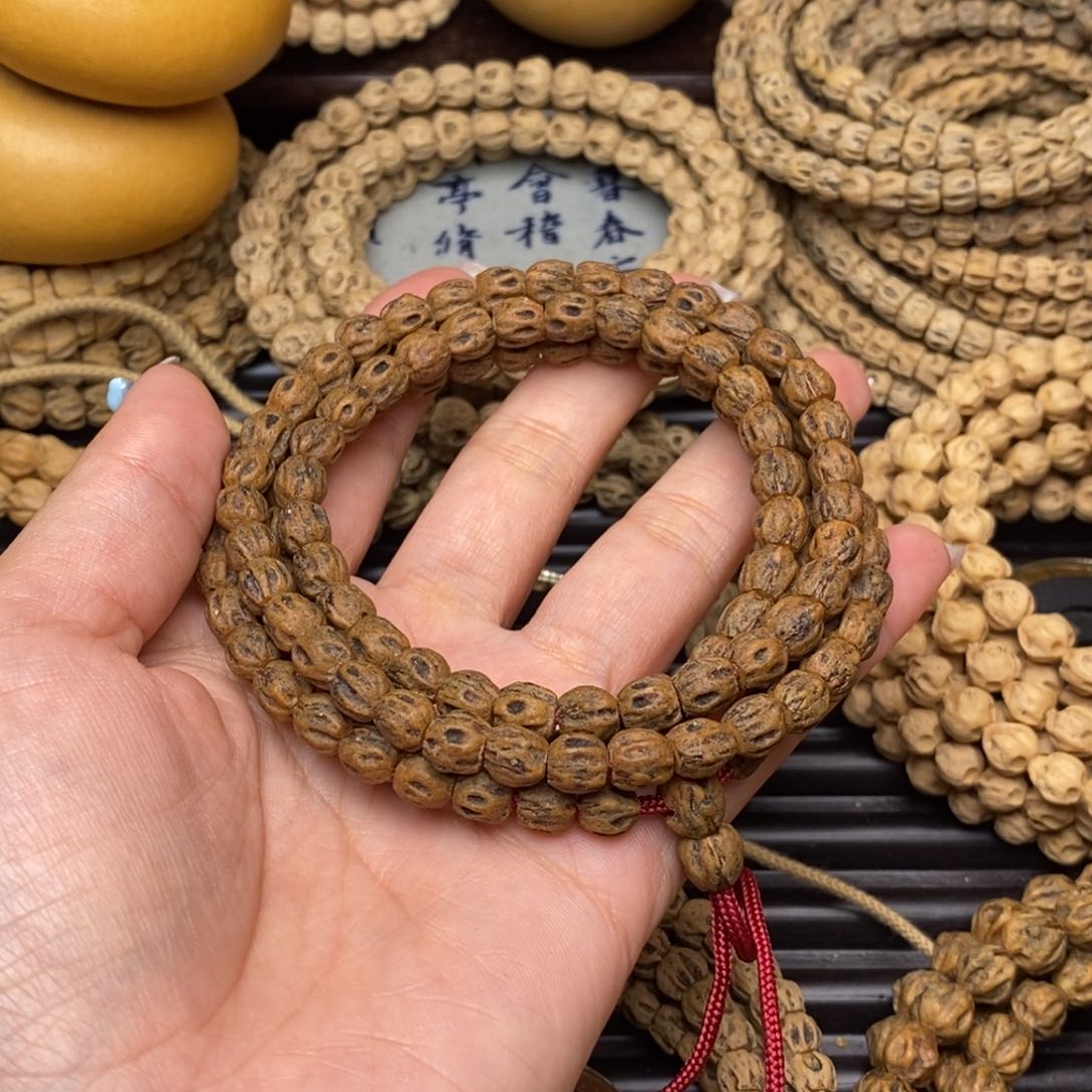 柏香籽/百香籽吊坠?****哥