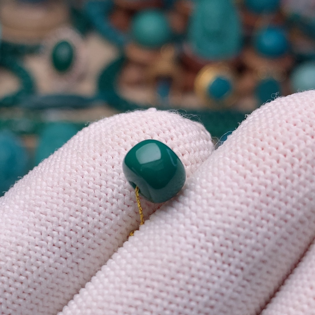 未镶嵌绿松石珠宝奇石7.5m m