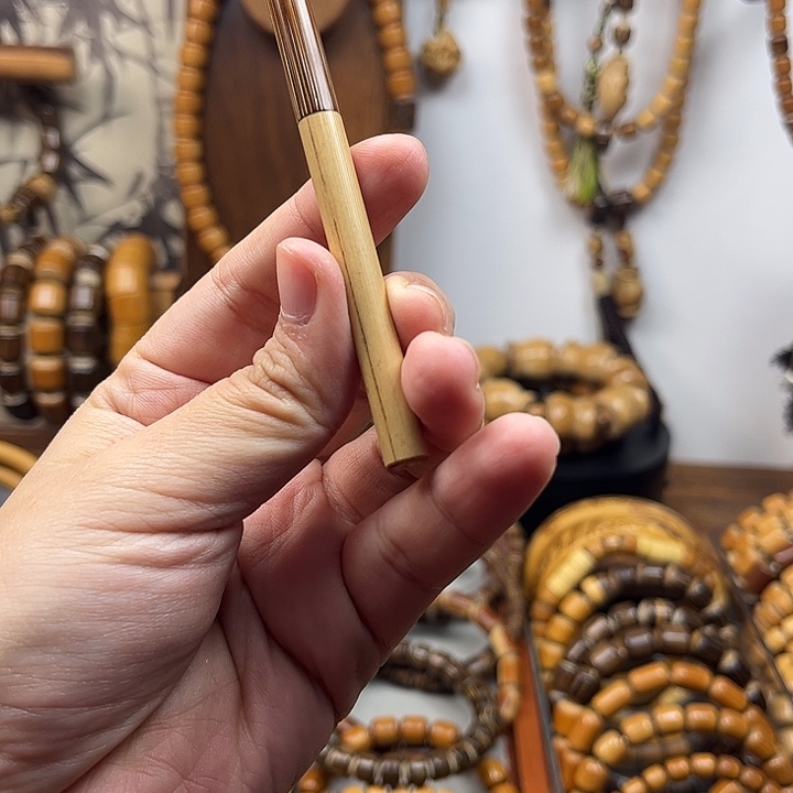 ****佳拂云梢手作。   yan