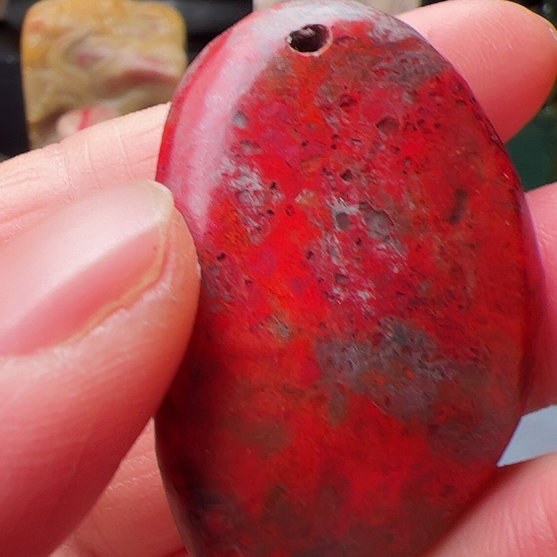 昌化石昌化鸡血石挂件