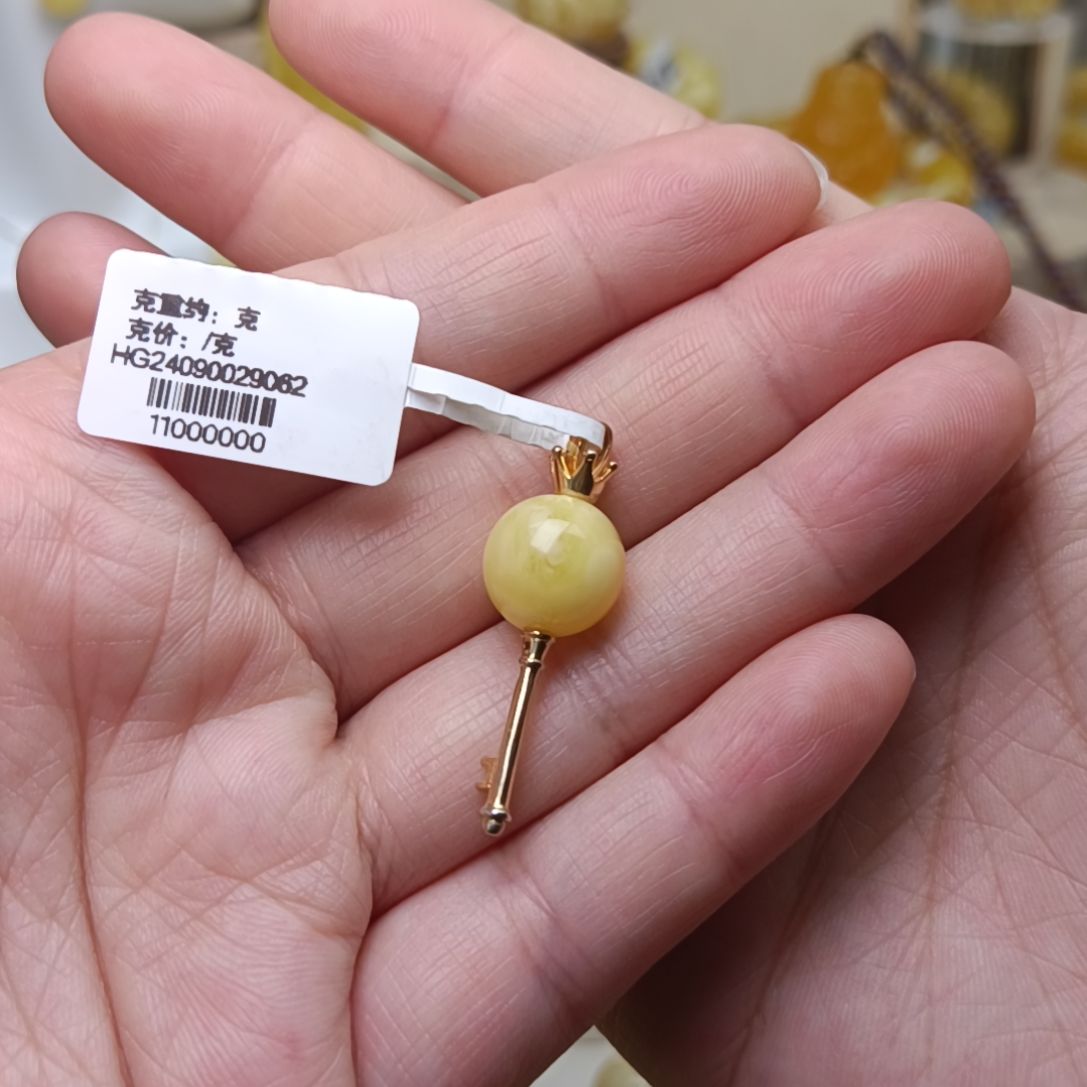 银S925镶嵌蜜蜡颈饰11圆珠钥匙