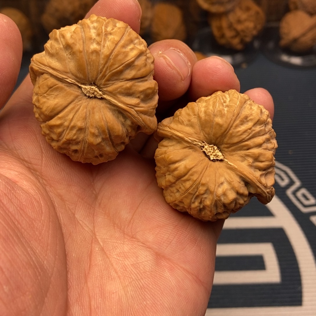 翱***翔吊坠文玩核桃南瓜